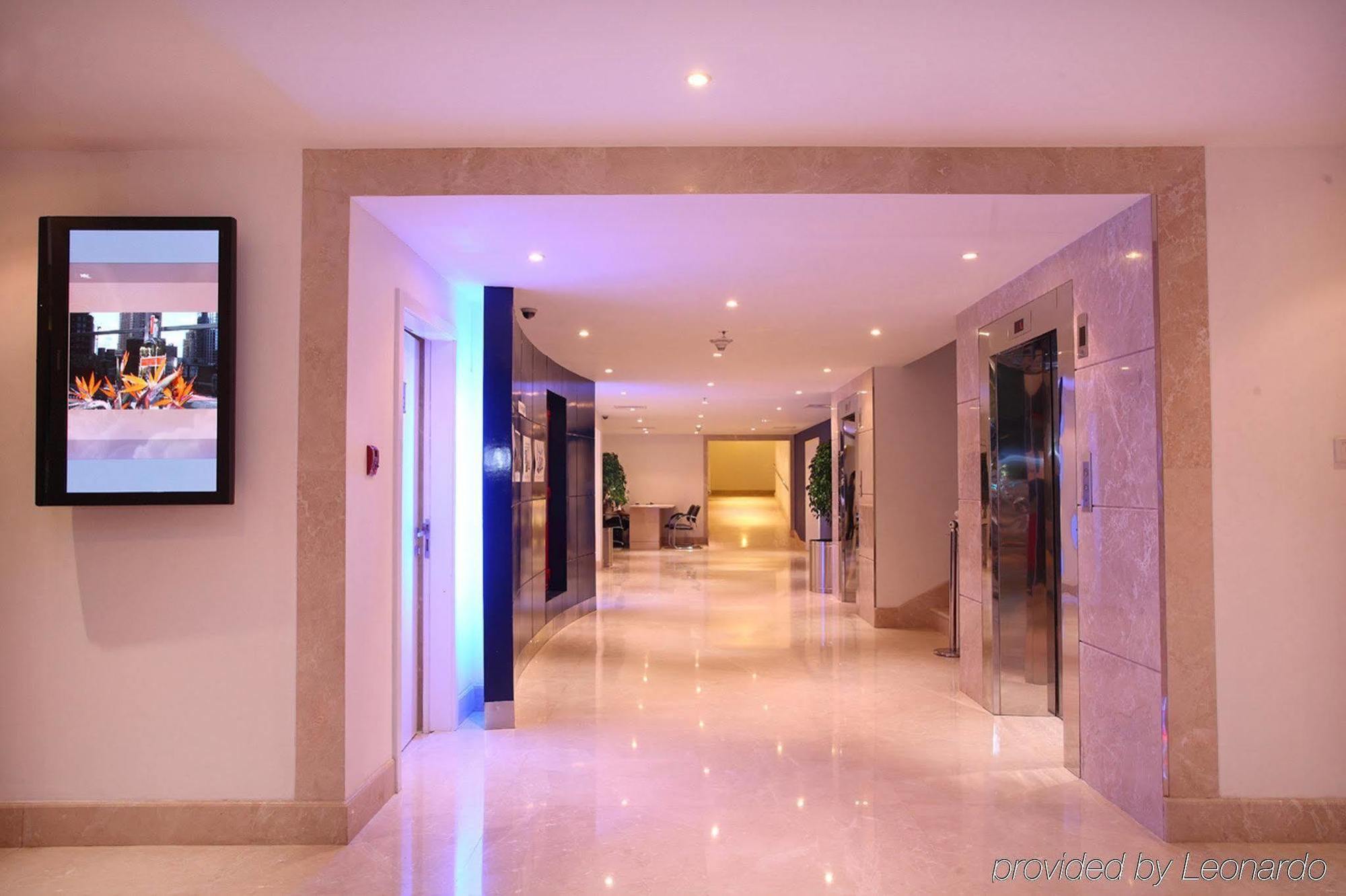 Hotel Radisson Blu Kochi Zewnętrze zdjęcie The elevators