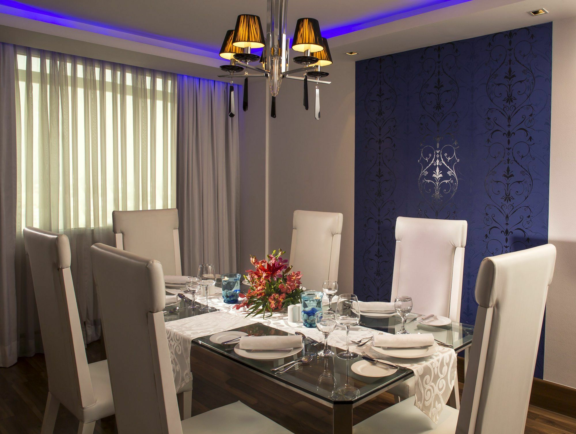 Hotel Radisson Blu Kochi Zewnętrze zdjęcie A dining room